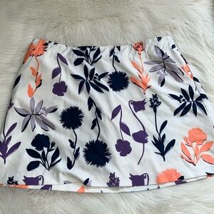 Lady Hagen skort 12